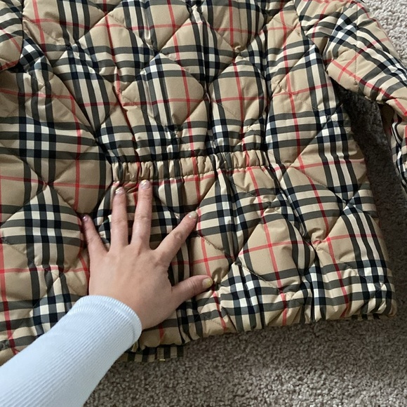 Burberry London Kid 12 yr jacket. - Picture 13 of 13